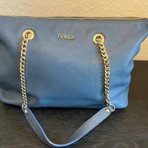 Furla shoulder leather bag. Bag was never used.
